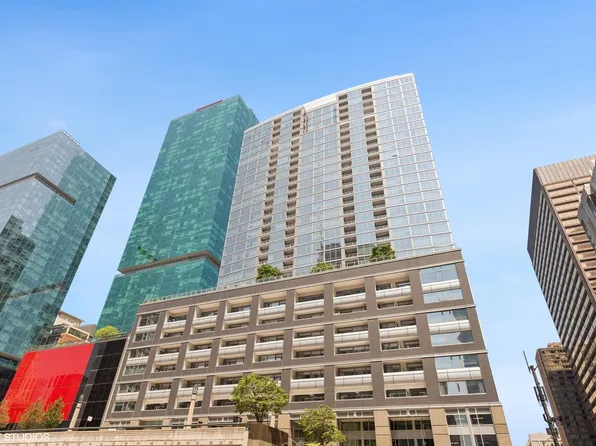 240 E Illinois St APT 1009, Chicago, IL 60611