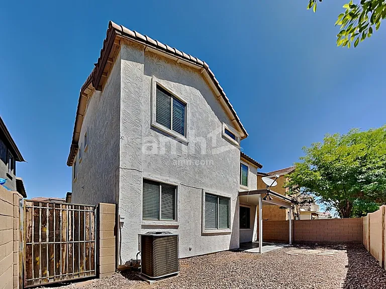 17403 W Langer Ln — Photo 21