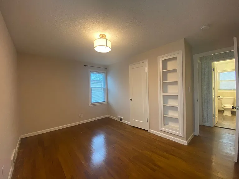 3703 W Rockwell Ave — Photo 14