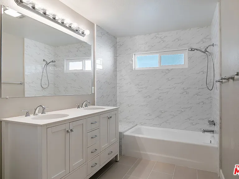 23937 Jensen Dr — Photo 16