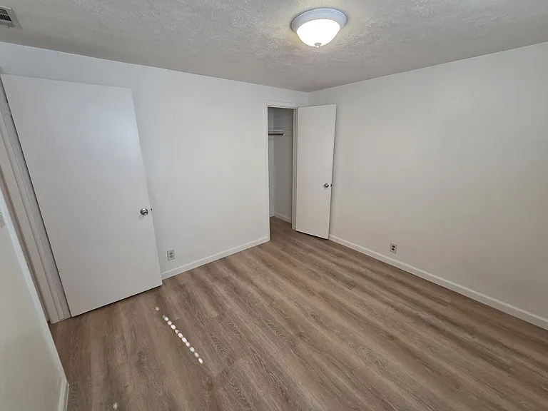 1882 S Garfield St #1882 — Photo 7
