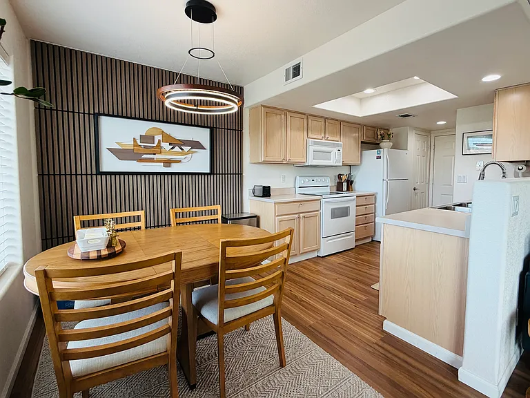 955 W Ensenada Ln — Photo 8