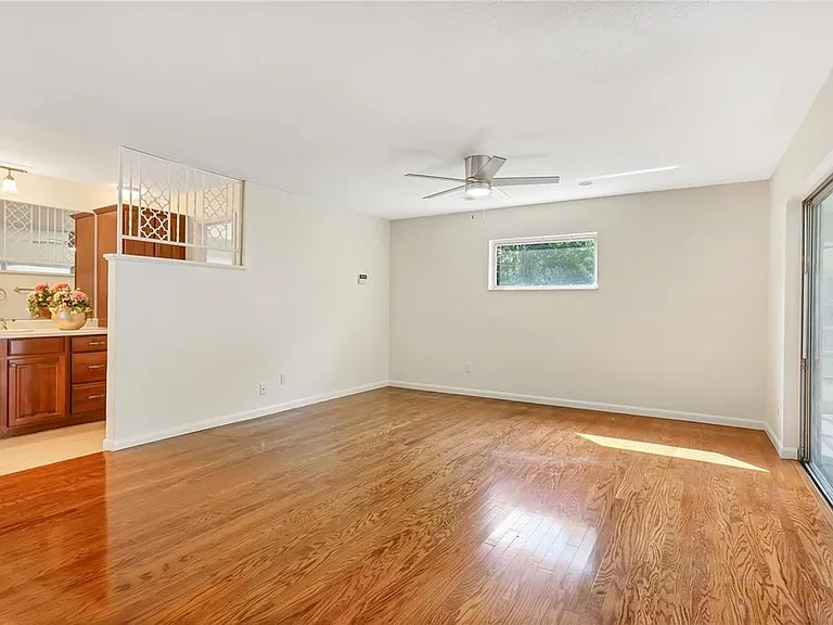 7864 Broken Arrow Trl — Photo 18