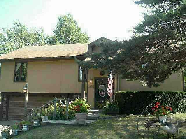 1st image of 1402 E Meadow Ln