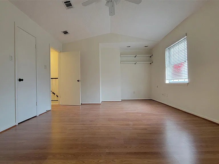 800 Country Place Dr #301 — Photo 11