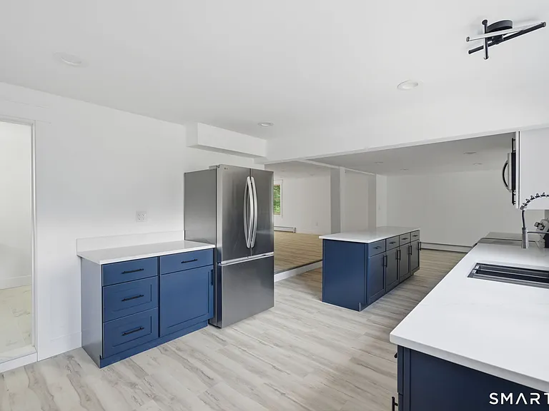 765 Norwich Ave — Photo 19