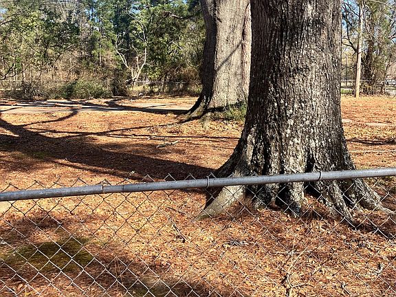 2nd image of 3106 Green Terrace Rd