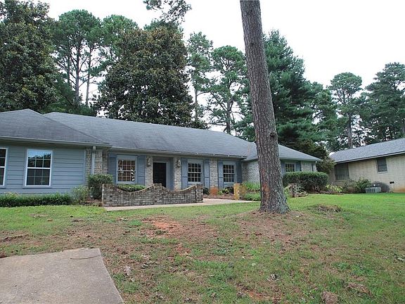 2nd image of 4230 Woodhaven Ln