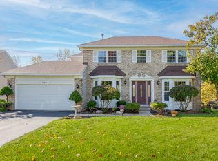 709 Mohican Trl, Lake In The Hills, IL 60156