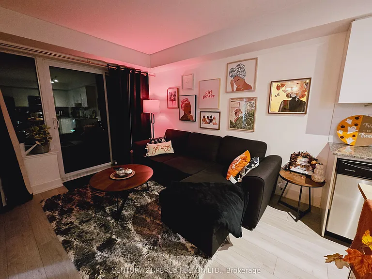 1215 Bayly St #1310 — Photo 4