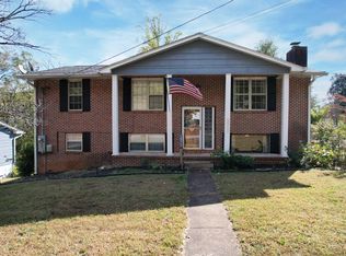 5900 Tyner Ln, Harrison, TN 37341