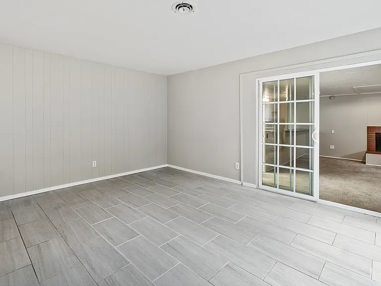 6734 Barnhurst Dr — Photo 21