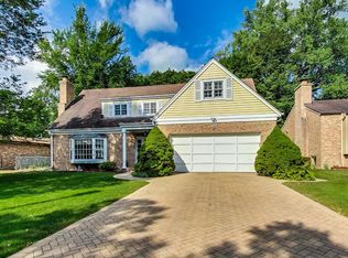 14 Martha Ln, Evanston, IL 60201