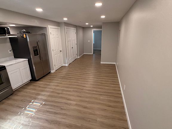 4th image of 4459 E Pine Hollow Dr