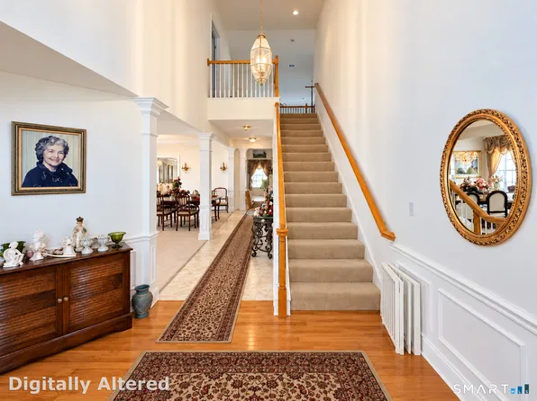 171 Country Club Drive #171, Oxford, CT 06478