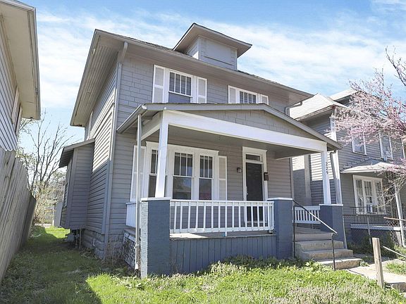 3rd image of 229 S Richardson Ave