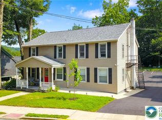 36 Main St, Delaware Water Gap, PA 18327