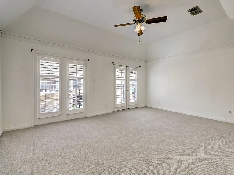 2313 Nantucket Dr #B — Photo 12