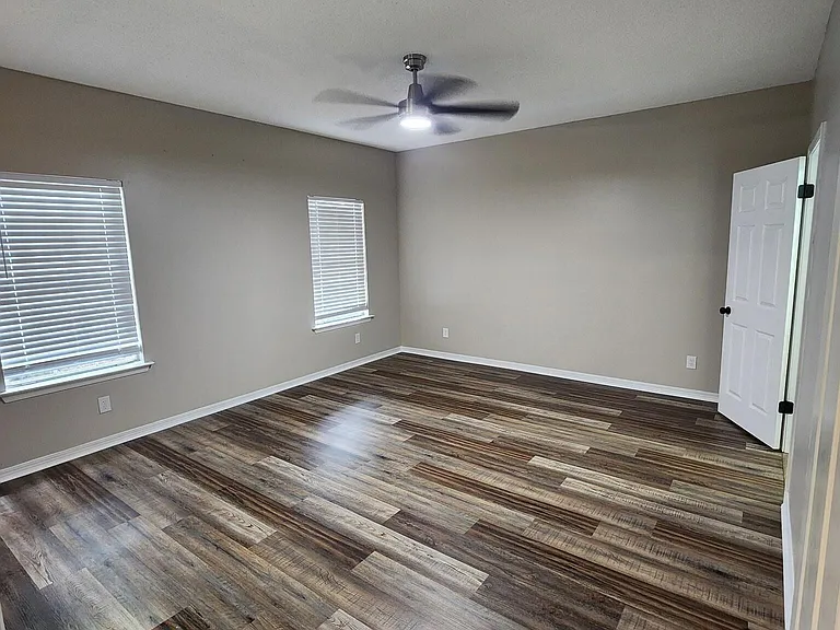 100 Dunbar Loop — Photo 3