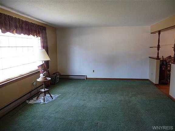 5th image of 77 Idlewood Dr