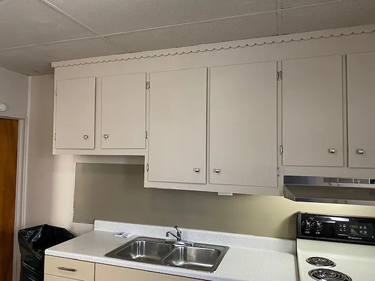 1021 Monument St — Photo 13