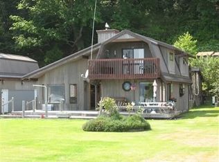 2180 Black Point Rd, Brinnon, WA 98320