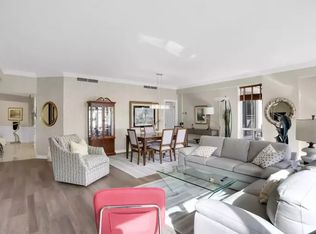 250 Sydenham St #401, London, ON N6A5S1