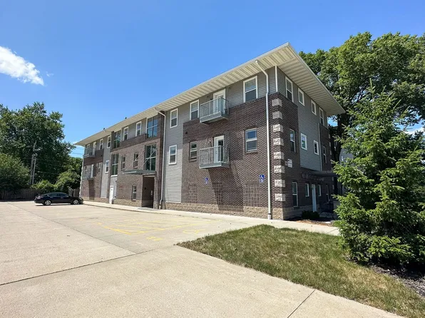 135 Campus, 135 Campus Ave Unit 102, Ames, IA 50014