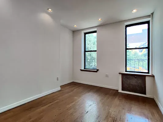 Rented by Union Square Property Management | media 4