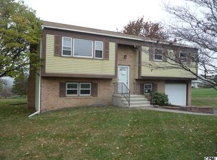 12 Clear View Rd, Dillsburg, PA 17019