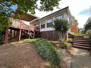 122 Elm St, New London, NC 28127
