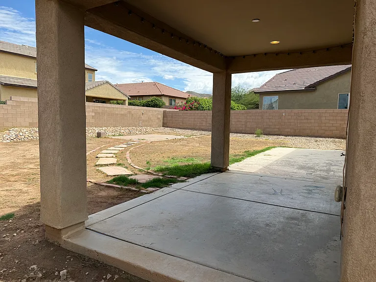 331 E Refuge Loop — Photo 22