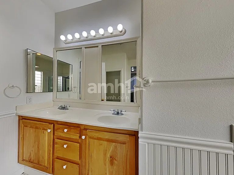541 Kavanagh Pl — Photo 13