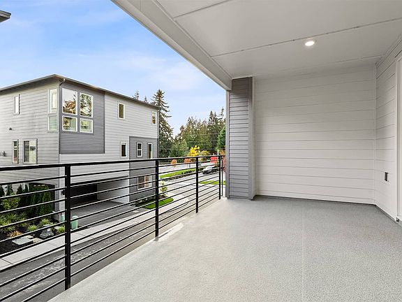 Outdoor Covered Deck