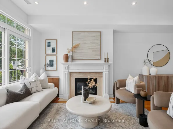 722F Kingston Rd, Toronto, ON M4E 1R7