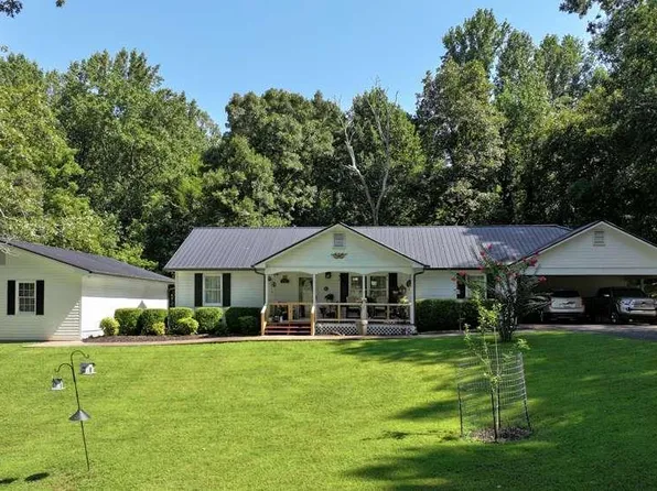 160 Ohio St, Demorest, GA 30535
