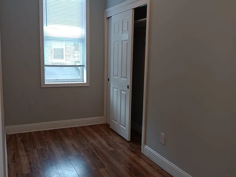 5119 Folsom St — Photo 4