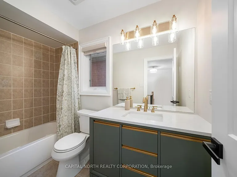 231 Venice Gate Dr — Photo 31