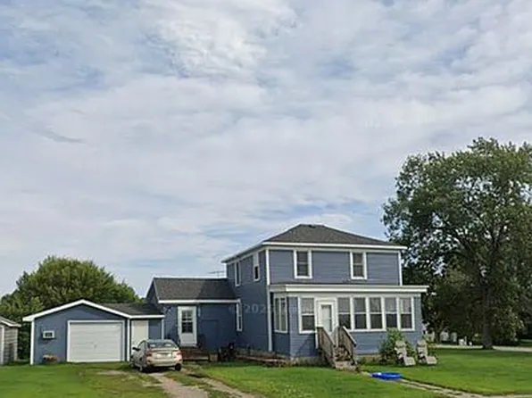 802 Hobart St, Hawley, MN 56549