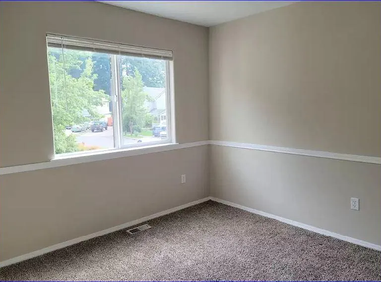 38859 Jerger St — Photo 14
