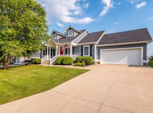 102 Buckeye Dr, Bardstown, KY 40004