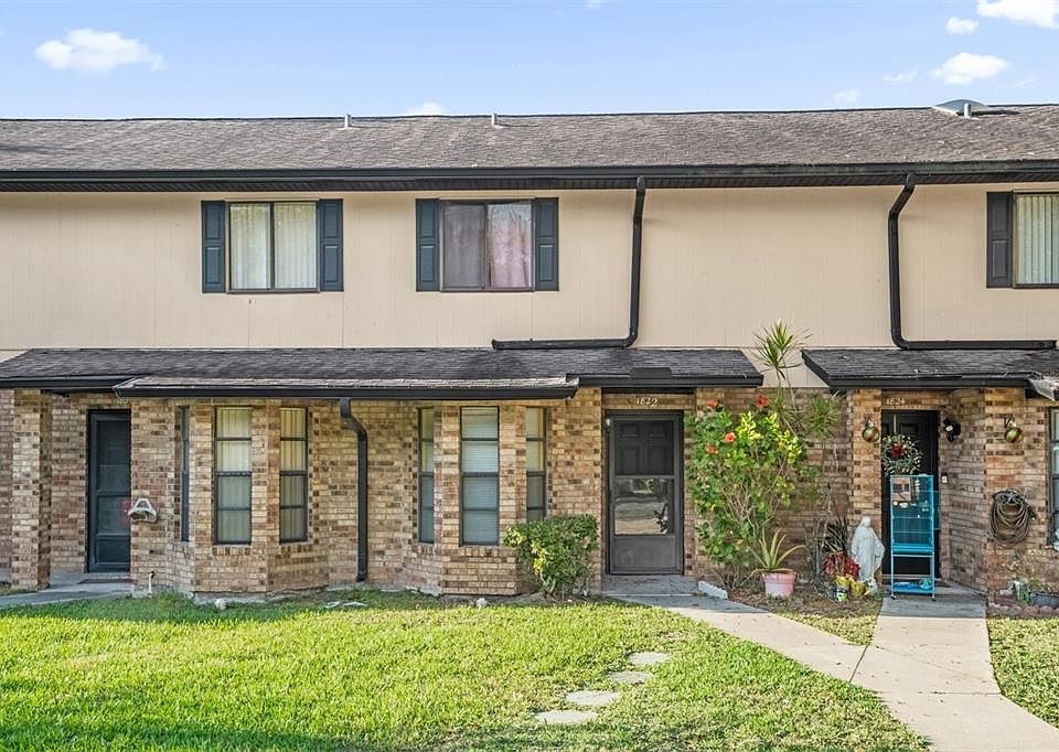 1st image of 1822 Foxhall Cir #1822