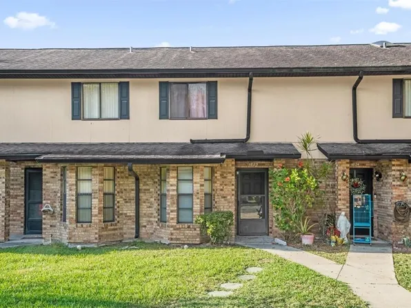 1822 Foxhall Cir #1822, Kissimmee, FL 34741