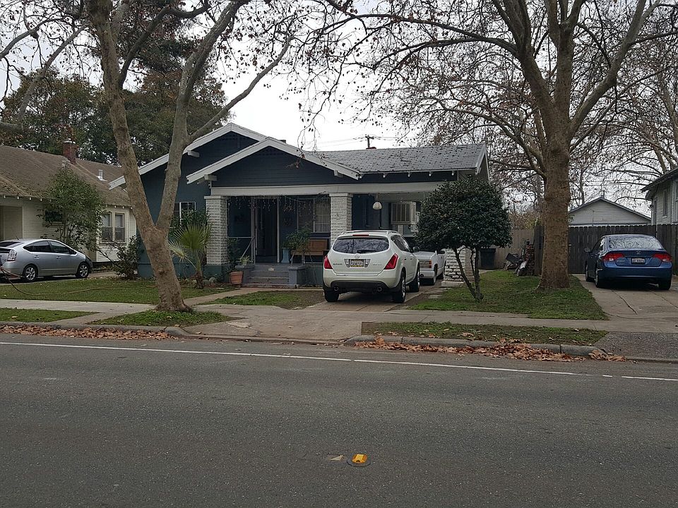 2nd image of 120 Clinton Ave