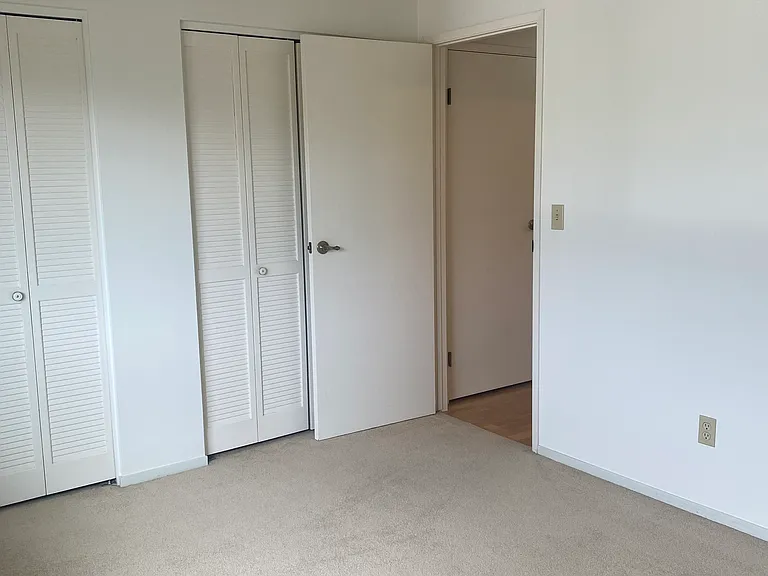 7358 Oakmont Dr — Photo 13