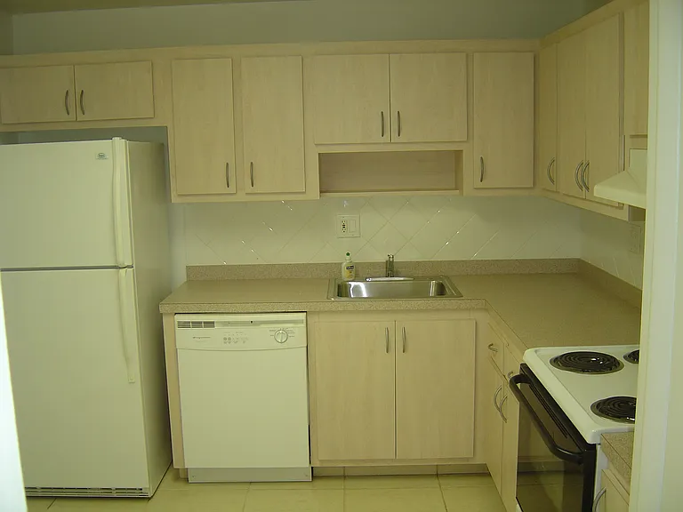 3161 S Ocean Dr #702 — Photo 12