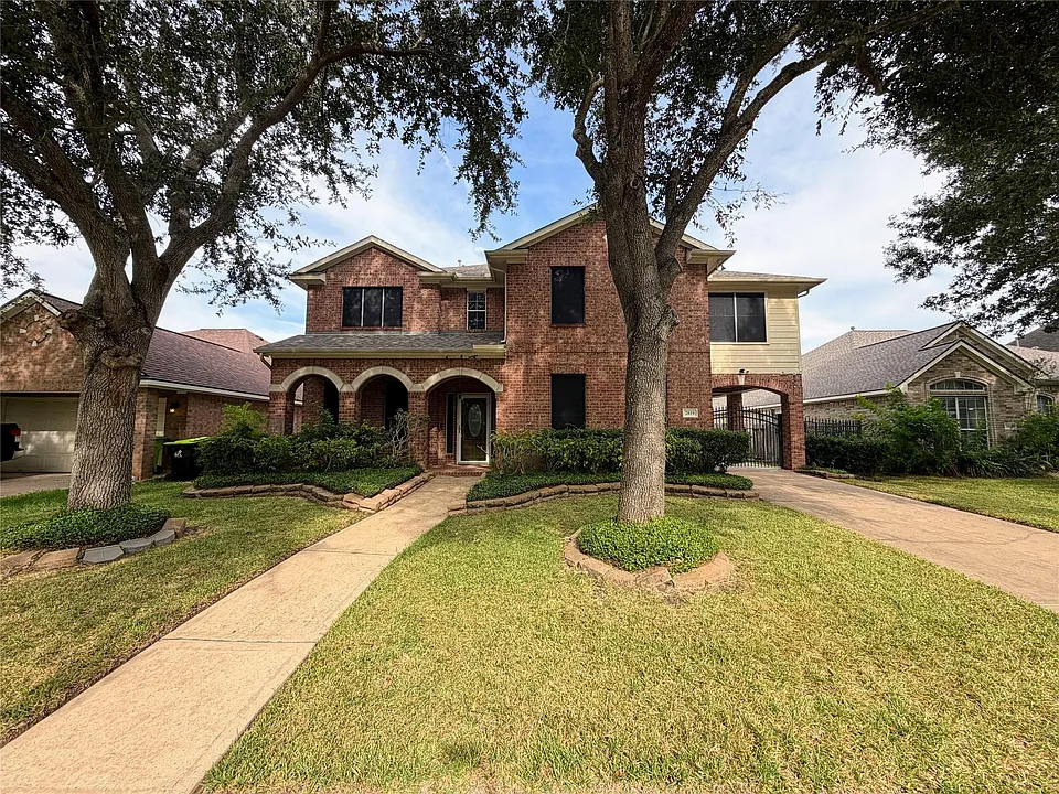 2819 Town Gate Ct