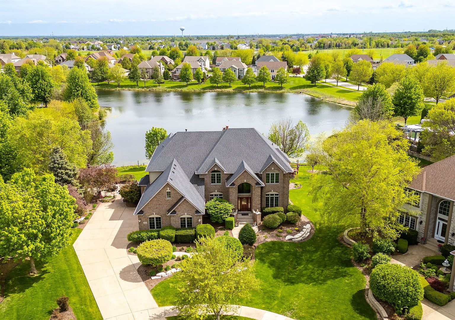 4719 Torphin Hill Ct, Naperville, IL 60564 | Zillow
