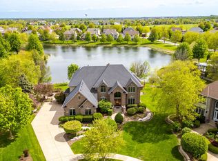 4719 Torphin Hill Ct, Naperville, IL 60564