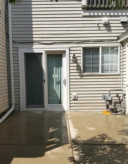 2423 Dew Meadow Ct — Photo 16